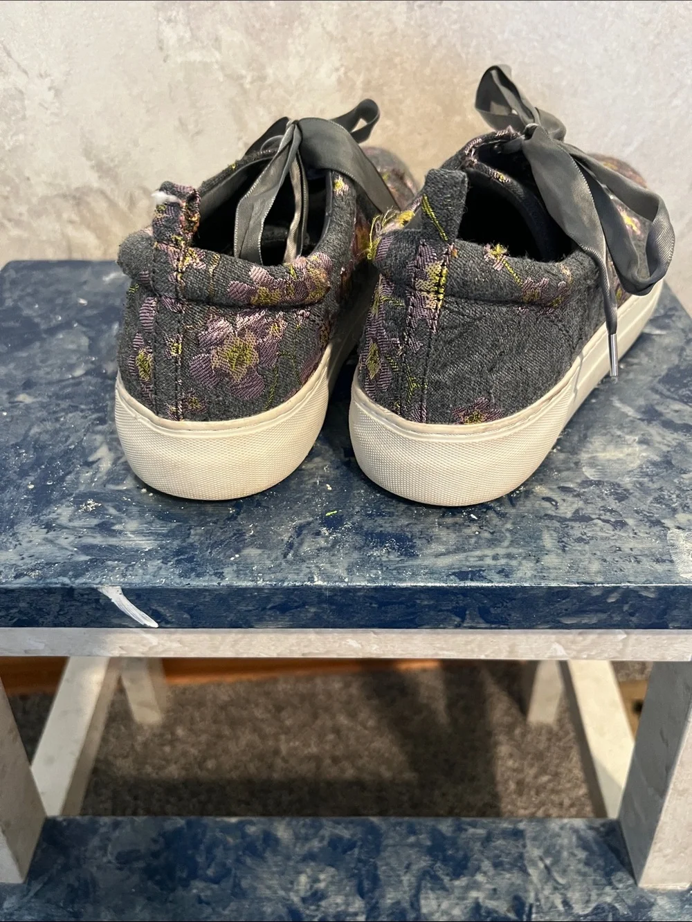 Women’s Floral gray Lace-Up Sneakers - Casual Everyday Shoes